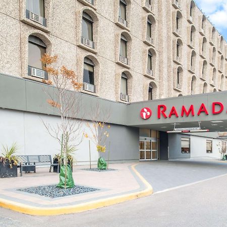 Ramada By Wyndham Saskatoon Hotel Exterior photo